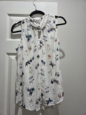 LOFT White Sleeveless Floral Keyhole Blouse